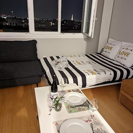Charming Studio With Eiffel View Paris Exterior foto