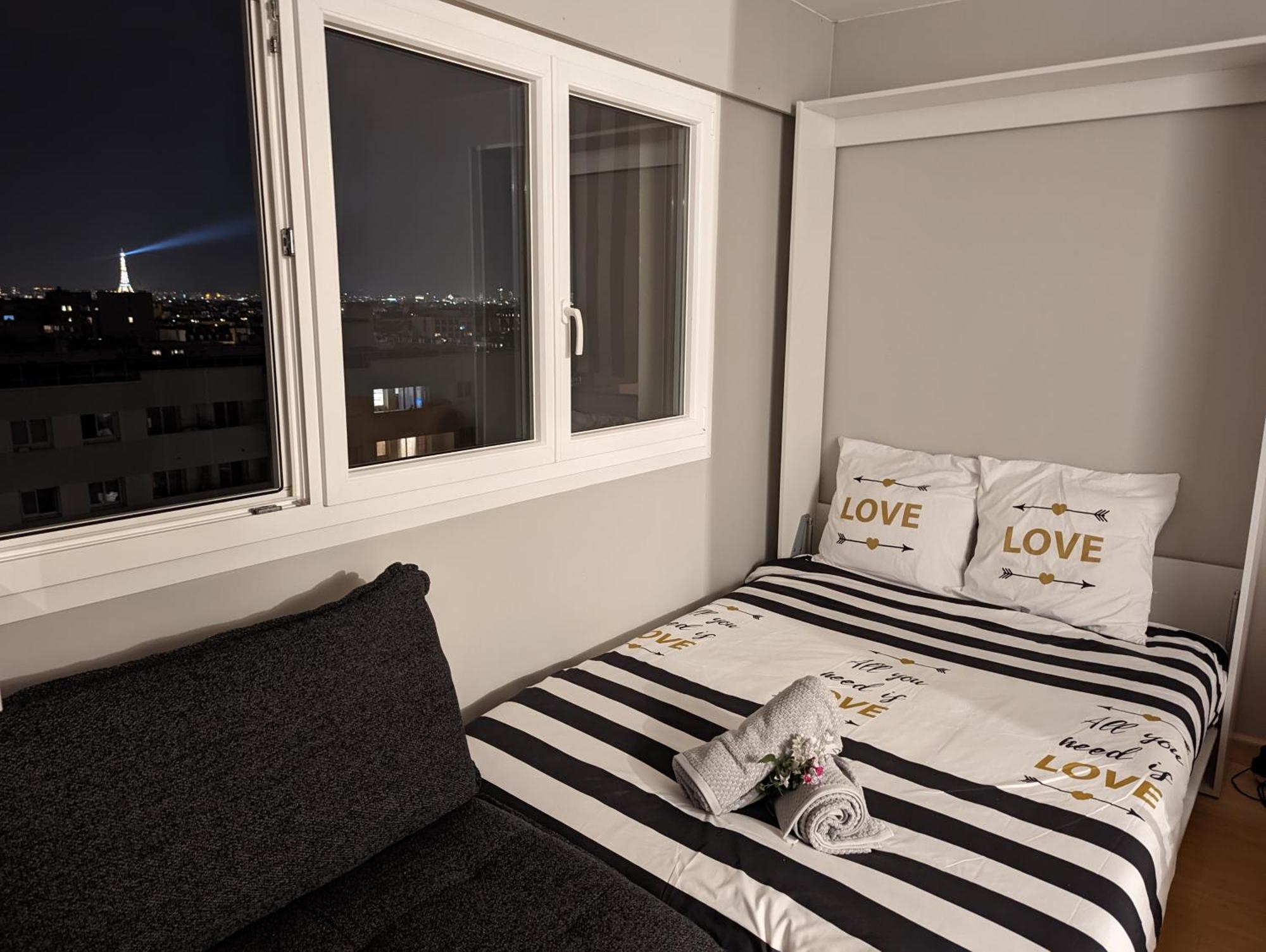 Charming Studio With Eiffel View Paris Exterior foto
